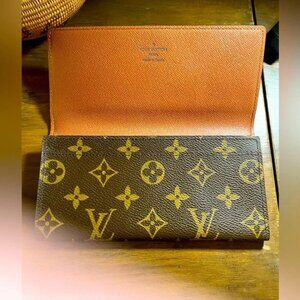 Louis Vuitton wallet